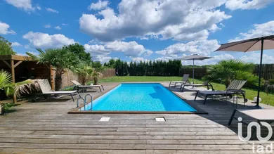 Maison à Bazac (16210)