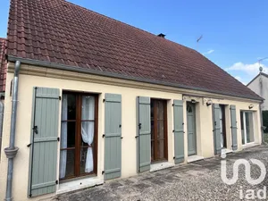 Village house at Vincelles (89290)