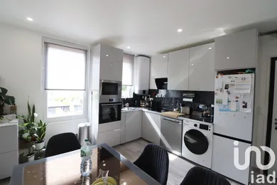Apartment in VIGNEUX SUR SEINE (91270)