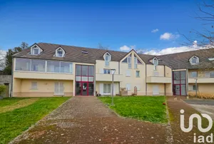 Apartment in Brie-Comte-Robert (77170)