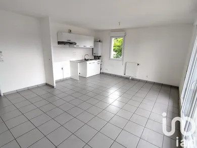 Apartment at La Chapelle-Saint-Mesmin (45380)