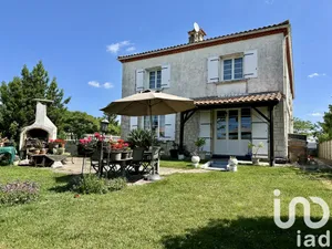 House at Saint-Sulpice-de-Royan (17200)