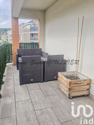 Appartement à Chanteloup-les-Vignes (78570)