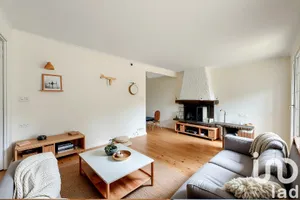 House in Saint-Sauveur-sur-École (77930)