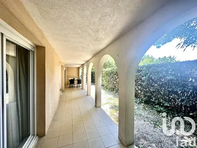 Apartment in Mandelieu-la-Napoule (06210)