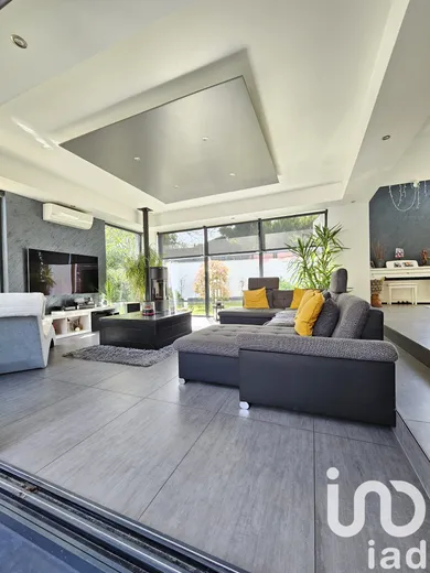 Architectural house in Villers-la-Montagne (54920)