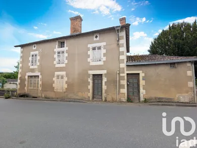 Maison de village à Mazerolles (86320)