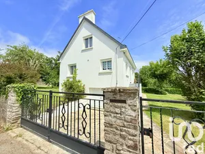 Maison traditionnelle à Clohars-Carnoët (29360)