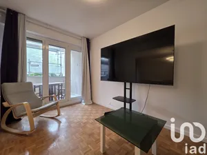 Apartment at Créteil (94000)