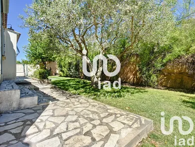 Traditional house in Balaruc-les-Bains (34540)