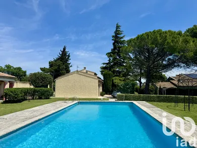 Maison traditionnelle à Vedène (84270)