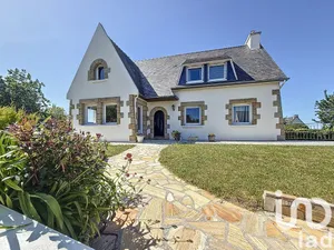 House at Pléneuf-Val-André (22370)