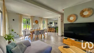 House at Morainvilliers (78630)