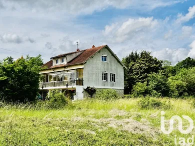 House at Santeny (94440)