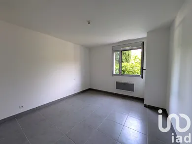 Studio at Aix-en-Provence (13090)