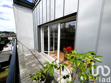 Apartment at Nanterre (92000)