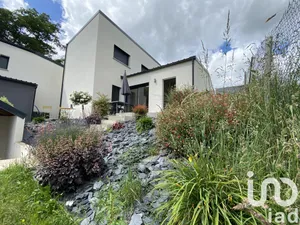 House at Saint-Aubin-du-Cormier (35140)