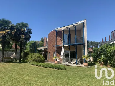 Maison à Lons (64140)