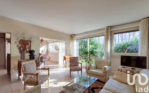 Apartment in Vaucresson (92420)