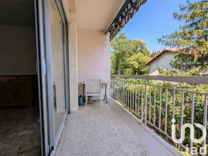 Appartement à Aix-en-Provence (13090)