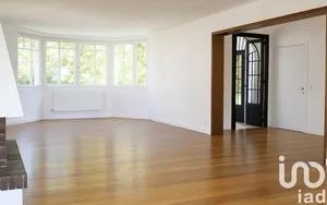 Traditional house at Le Pecq (78230)