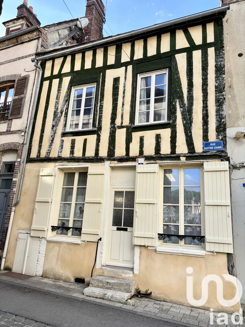 Maison 3 pièces 63 m² · à Saint-Julien-du-Sault · 63,1 m² · 65 000 €