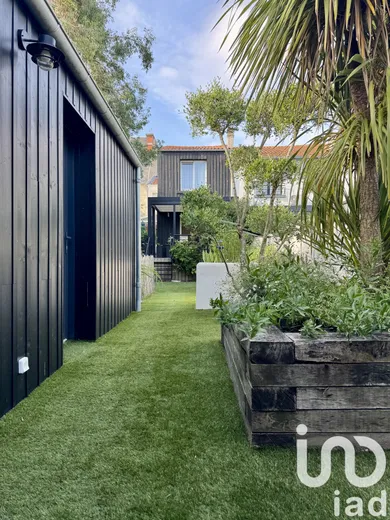 House at La Rochelle (17000)