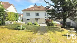 House at Rennepont (52370)