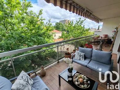 Apartment at Bordeaux (33200)