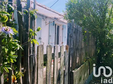 Traditional house at Le Château-d'Oléron (17480)