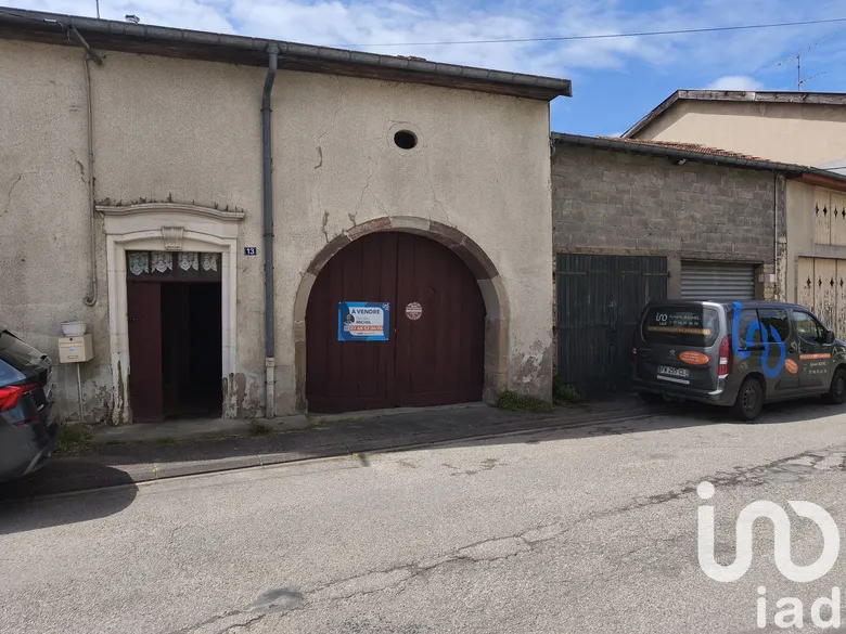 Maison 4 pièces 108 m² · à Martigny-les-Bains · 108 m² · 33 000 €