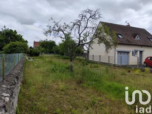 Terrain à bâtir à Sainte-Maure-de-Touraine (37800)