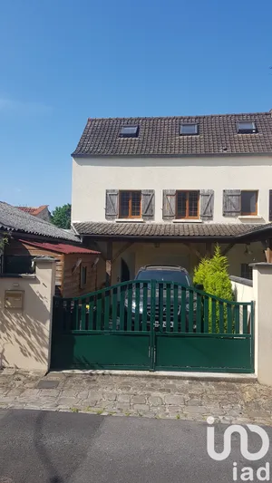 Maison à Le Coudray-Montceaux (91830)