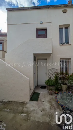 Building at Souppes-sur-Loing (77460)