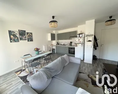 Apartment at Bezons (95870)