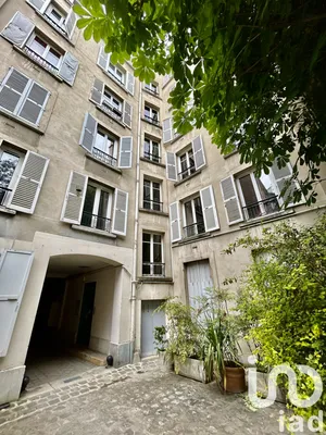 Apartment in Paris (75014)