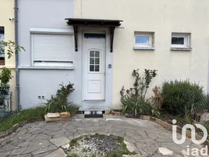 House at Les Essarts-le-Roi (78690)