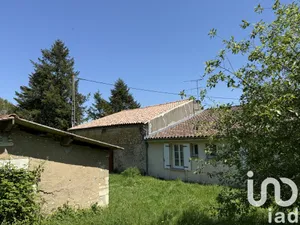 Maison de campagne à Soubran (17150)