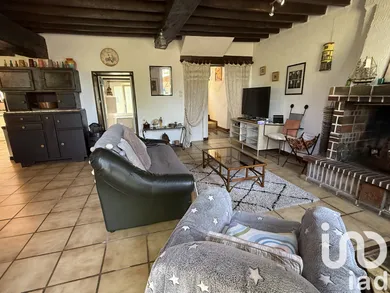 House in Saints-en-Puisaye (89520)