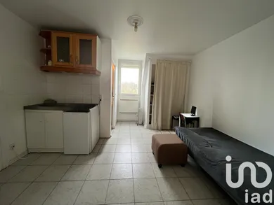 Building at Corbeil-Essonnes (91100) — 5/24