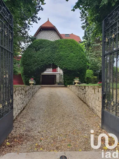 Traditional house in Courlon-sur-Yonne (89140)