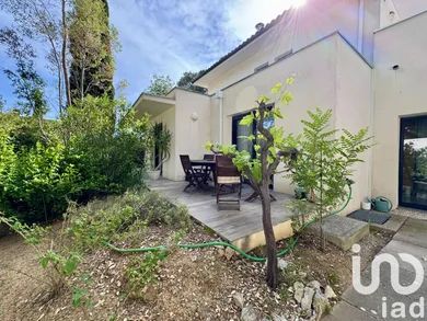 Architectural house at Castelnau-le-Lez (34170)