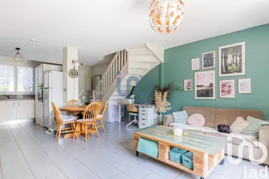 House at Lardy (91510)