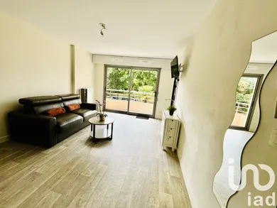 Apartment in La Rochelle (17000)