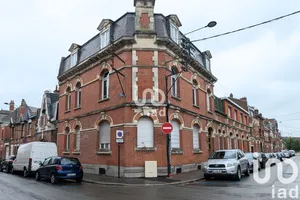 Building at Lens (62300)