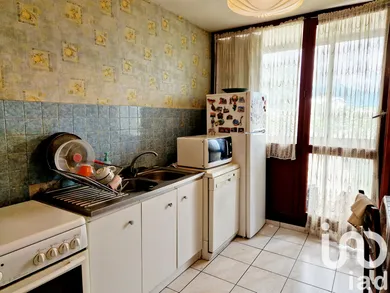 Apartment in Échirolles (38130)