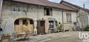 Maison de campagne à Châtillon (39130)