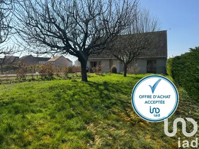 Traditional house at Presles-en-Brie (77220)