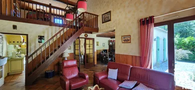 House in Vœuil-et-Giget (16400)