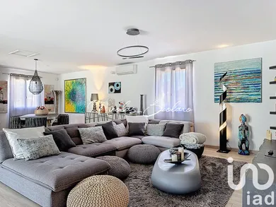 Maison traditionnelle à Cabrières-d'Avignon (84220)